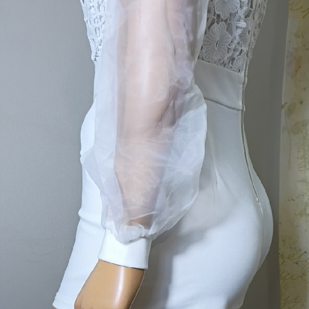 Kaylee  Collection White Lace Bodysuit with Sheer Sleeves‎ - Picture 4 of 8